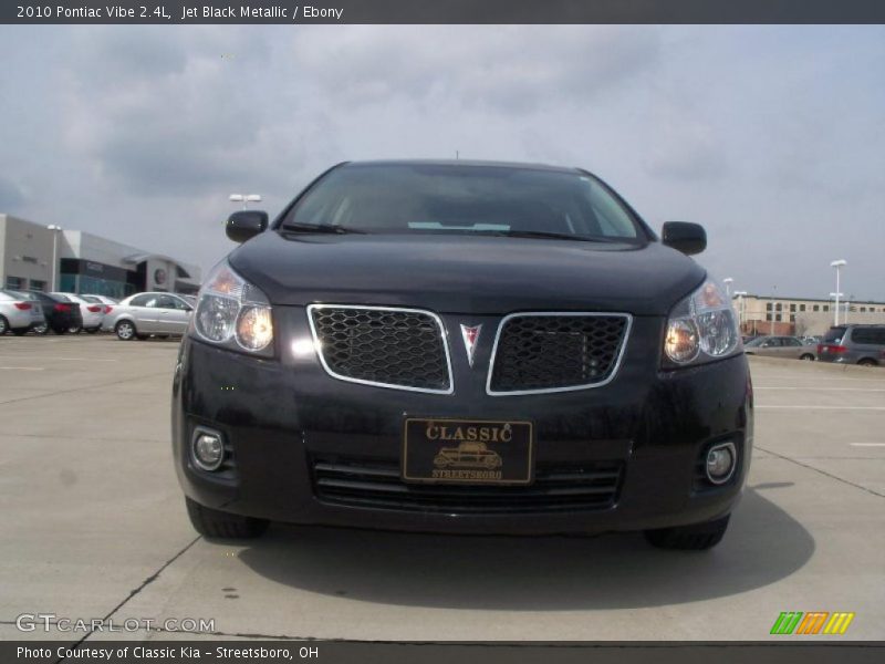 Jet Black Metallic / Ebony 2010 Pontiac Vibe 2.4L