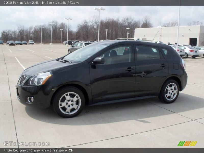 Jet Black Metallic / Ebony 2010 Pontiac Vibe 2.4L