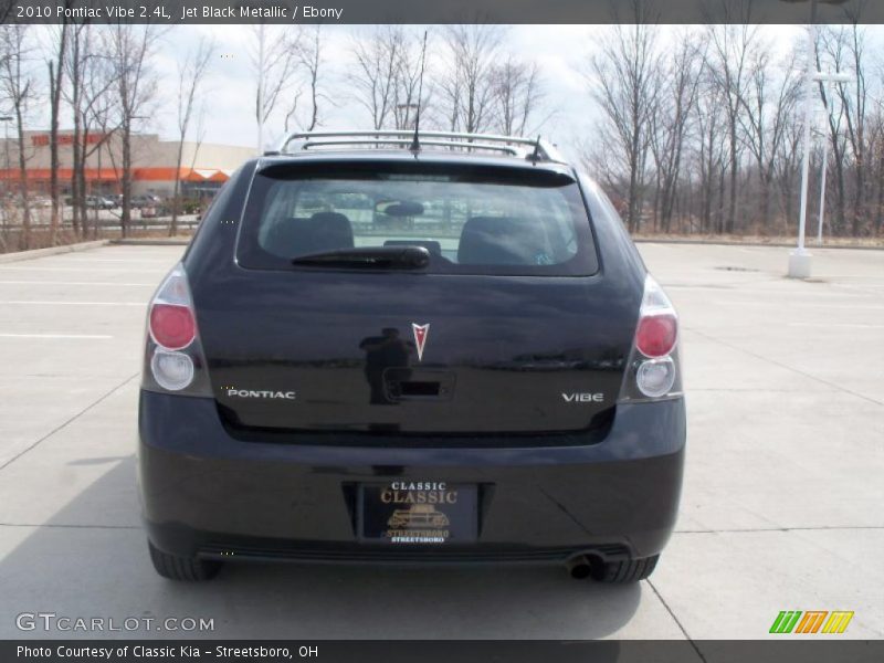 Jet Black Metallic / Ebony 2010 Pontiac Vibe 2.4L