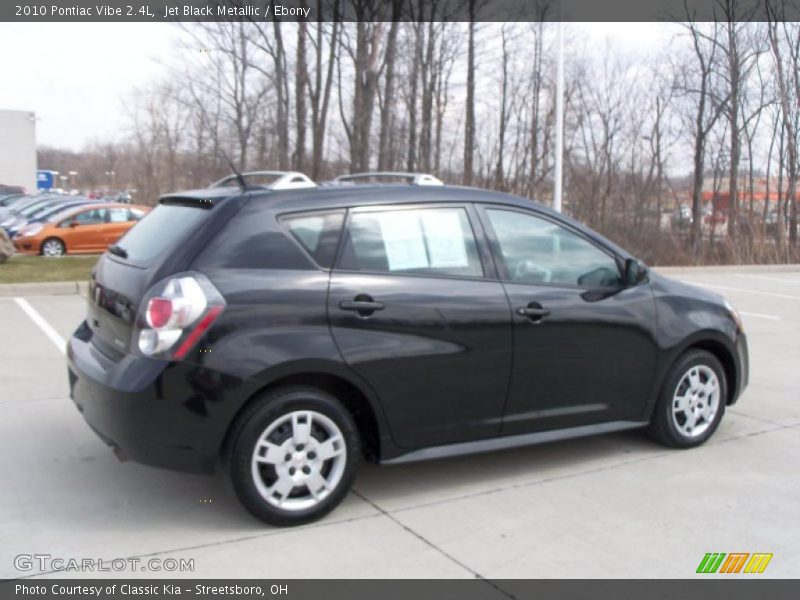 Jet Black Metallic / Ebony 2010 Pontiac Vibe 2.4L