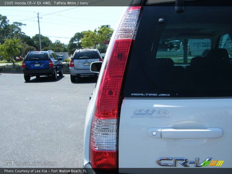 Taffeta White / Ivory 2005 Honda CR-V EX 4WD
