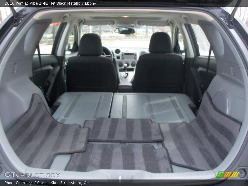  2010 Vibe 2.4L Trunk