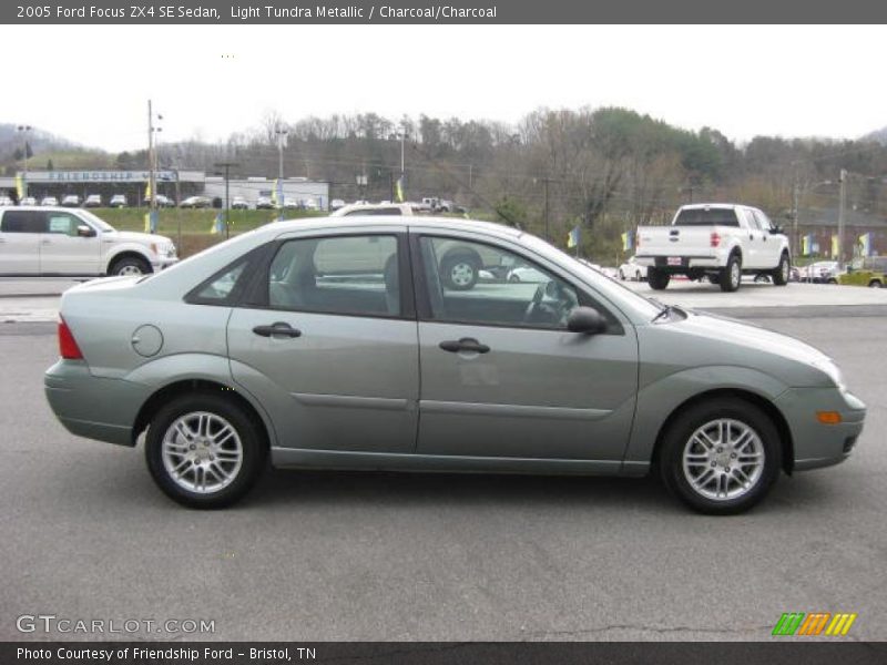 Light Tundra Metallic / Charcoal/Charcoal 2005 Ford Focus ZX4 SE Sedan