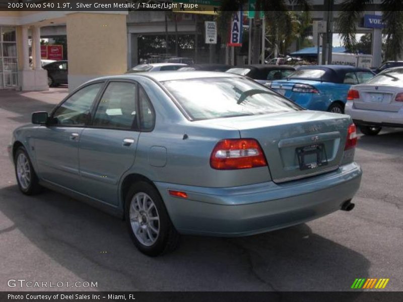 Silver Green Metallic / Taupe/Light Taupe 2003 Volvo S40 1.9T