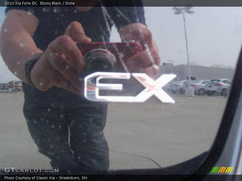 Ebony Black / Stone 2010 Kia Forte EX