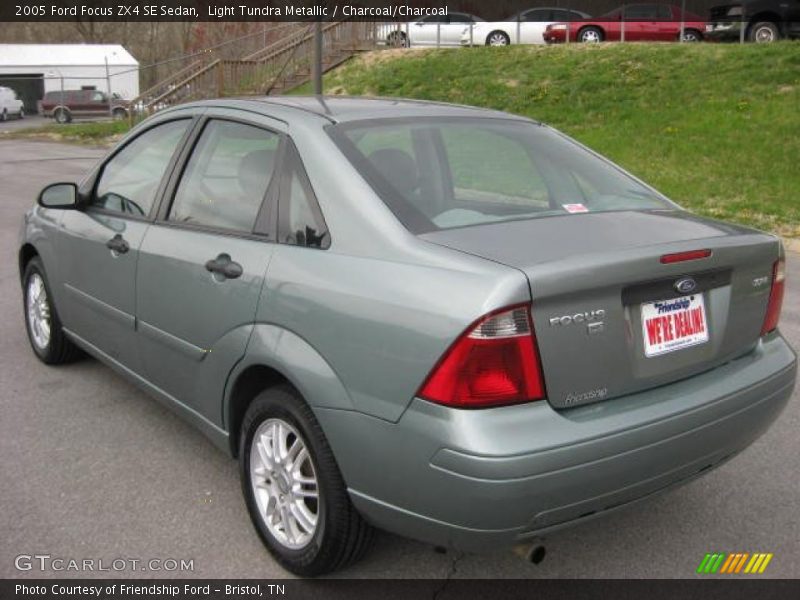 Light Tundra Metallic / Charcoal/Charcoal 2005 Ford Focus ZX4 SE Sedan