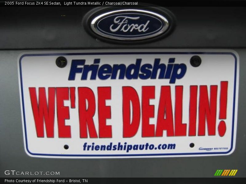 Light Tundra Metallic / Charcoal/Charcoal 2005 Ford Focus ZX4 SE Sedan