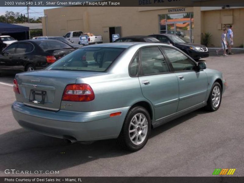 Silver Green Metallic / Taupe/Light Taupe 2003 Volvo S40 1.9T