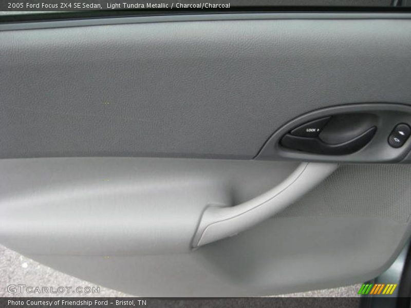 Light Tundra Metallic / Charcoal/Charcoal 2005 Ford Focus ZX4 SE Sedan