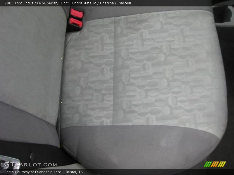 Light Tundra Metallic / Charcoal/Charcoal 2005 Ford Focus ZX4 SE Sedan