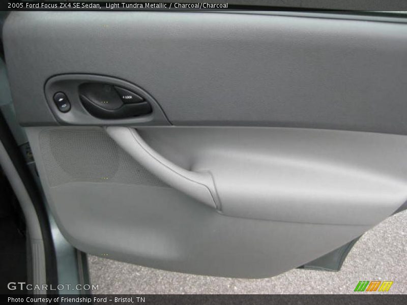 Light Tundra Metallic / Charcoal/Charcoal 2005 Ford Focus ZX4 SE Sedan