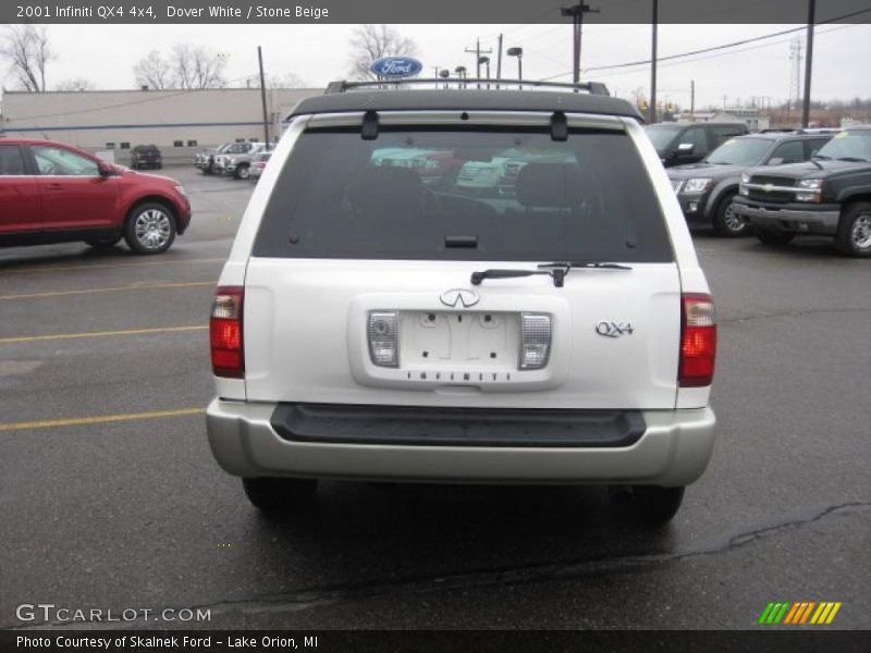 Dover White / Stone Beige 2001 Infiniti QX4 4x4