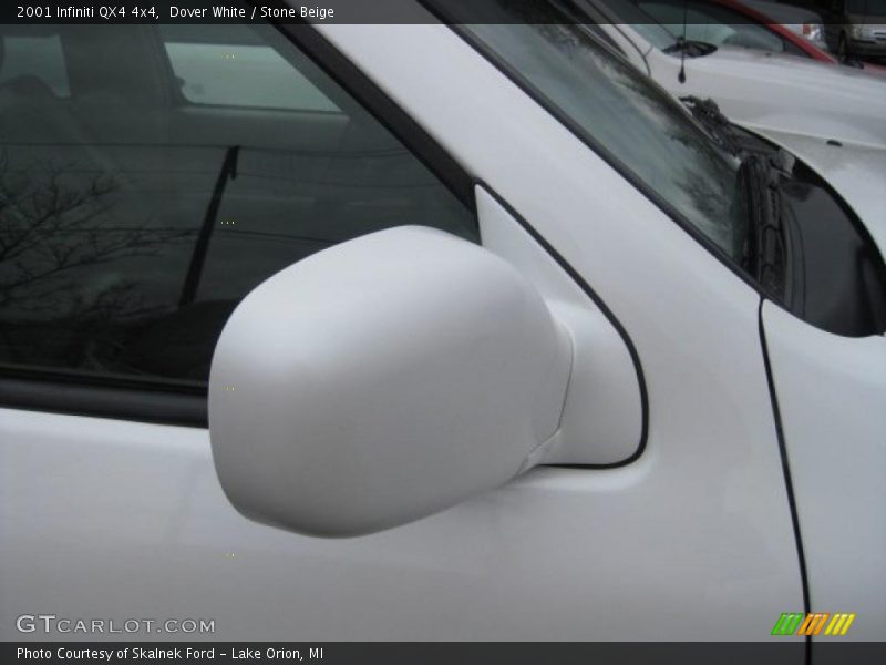 Dover White / Stone Beige 2001 Infiniti QX4 4x4
