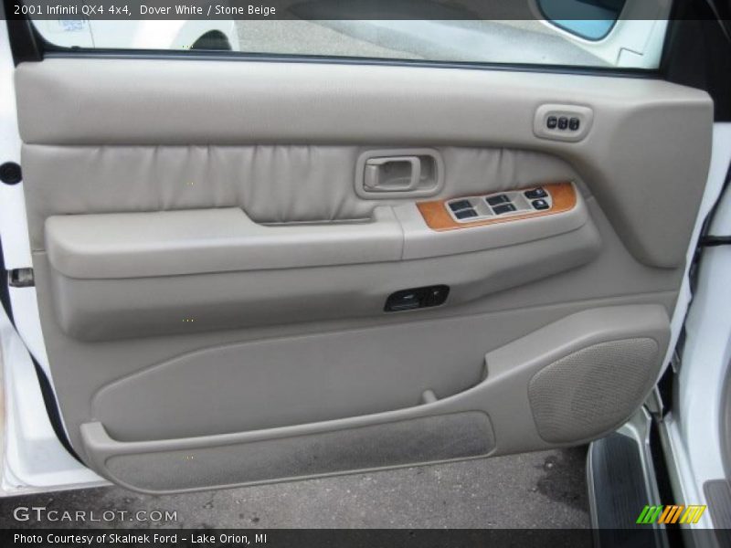 Door Panel of 2001 QX4 4x4