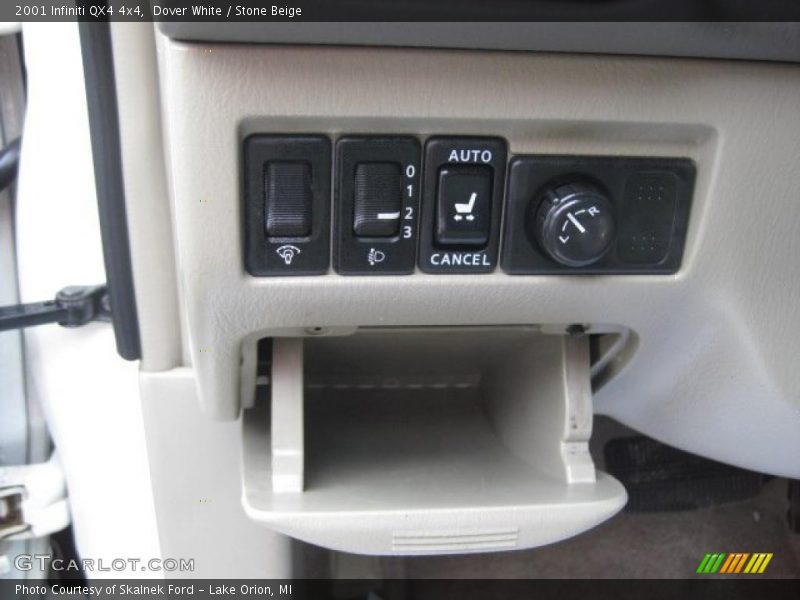 Controls of 2001 QX4 4x4