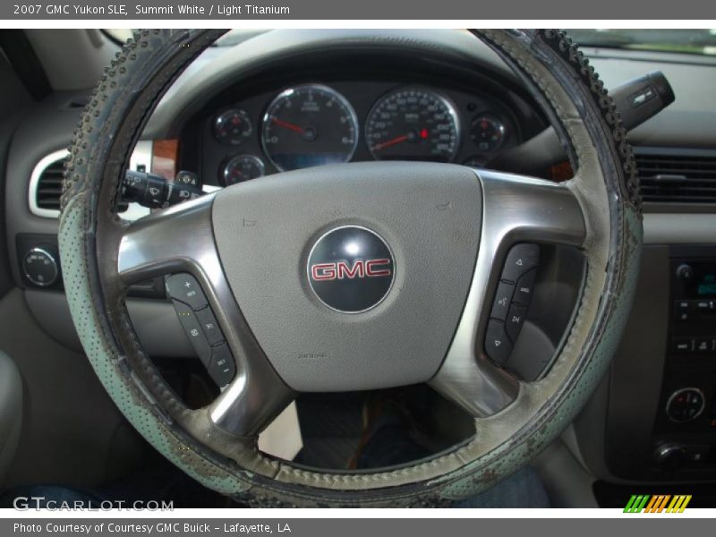Summit White / Light Titanium 2007 GMC Yukon SLE
