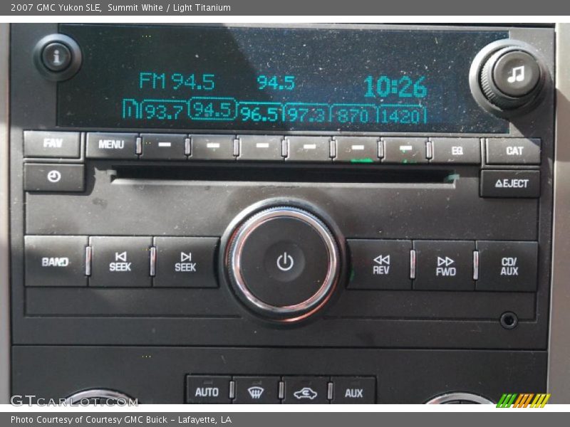 Summit White / Light Titanium 2007 GMC Yukon SLE