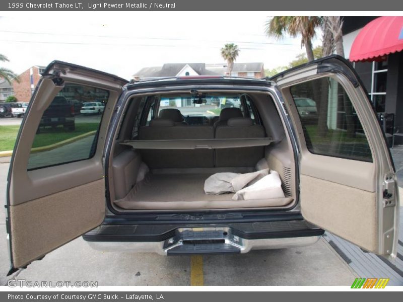 Light Pewter Metallic / Neutral 1999 Chevrolet Tahoe LT