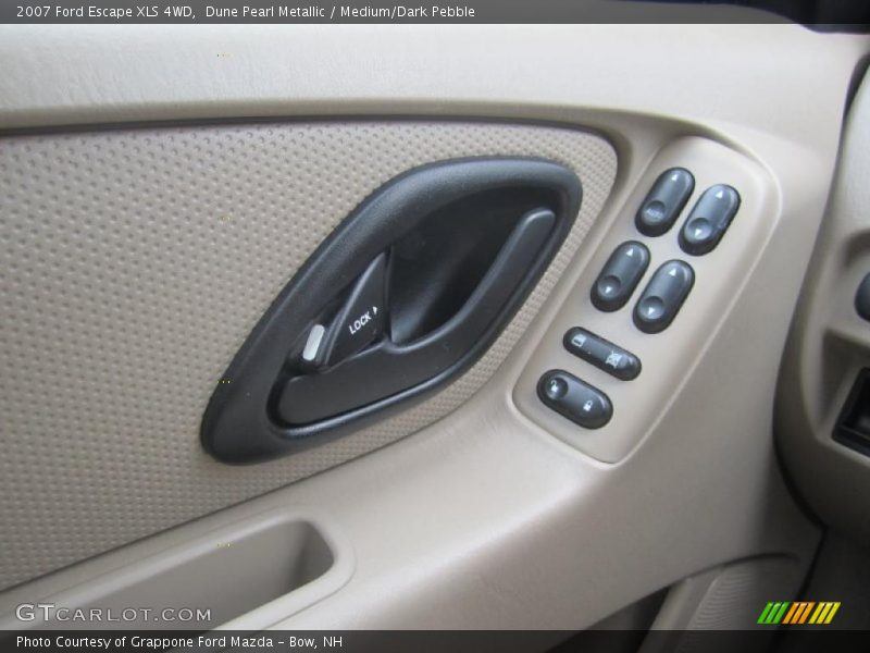 Dune Pearl Metallic / Medium/Dark Pebble 2007 Ford Escape XLS 4WD