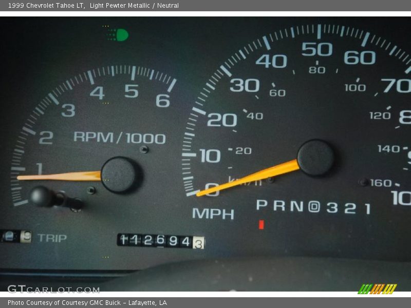Light Pewter Metallic / Neutral 1999 Chevrolet Tahoe LT