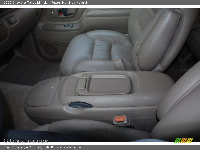 Light Pewter Metallic / Neutral 1999 Chevrolet Tahoe LT
