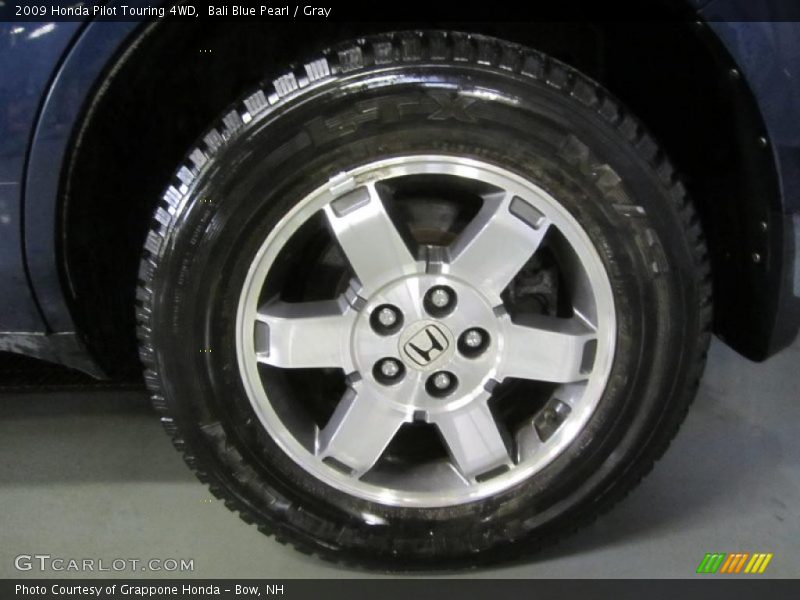  2009 Pilot Touring 4WD Wheel