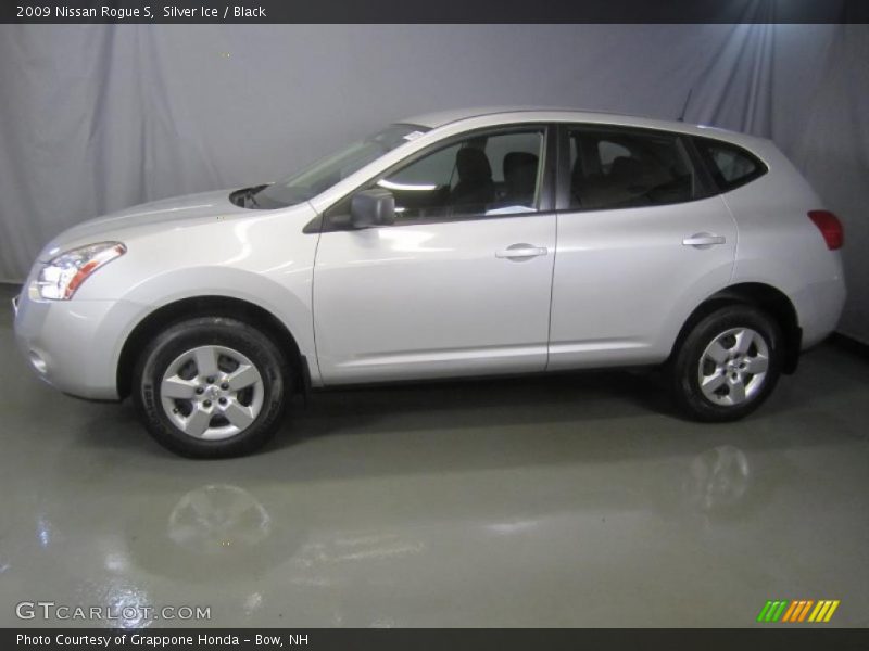 Silver Ice / Black 2009 Nissan Rogue S