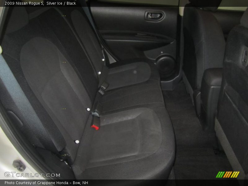 Silver Ice / Black 2009 Nissan Rogue S