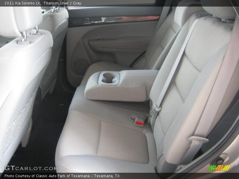Titanium Silver / Gray 2011 Kia Sorento LX