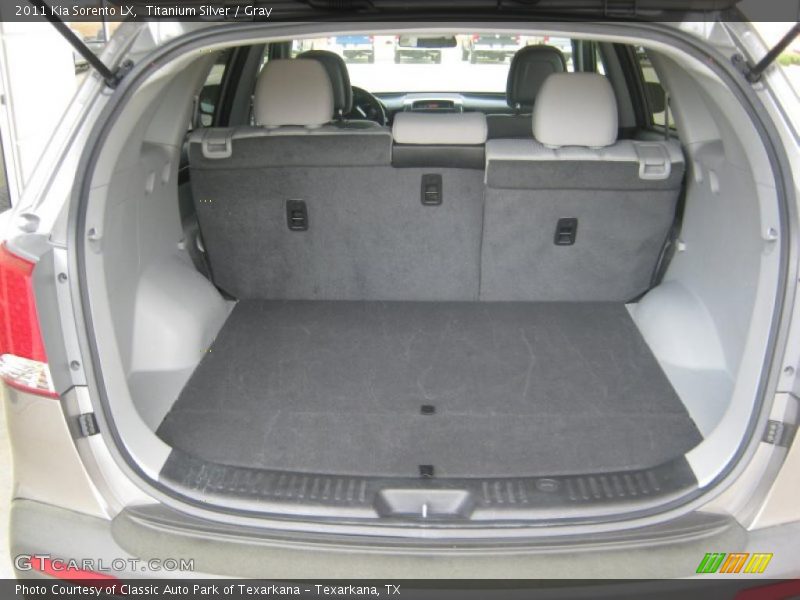 Titanium Silver / Gray 2011 Kia Sorento LX