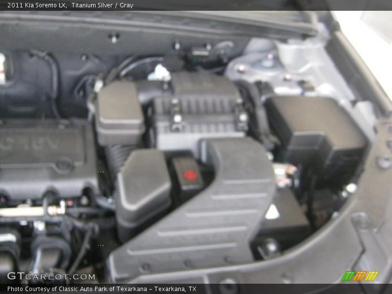 Titanium Silver / Gray 2011 Kia Sorento LX