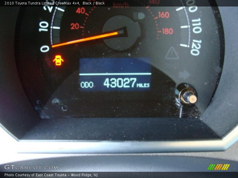 Black / Black 2010 Toyota Tundra Limited CrewMax 4x4