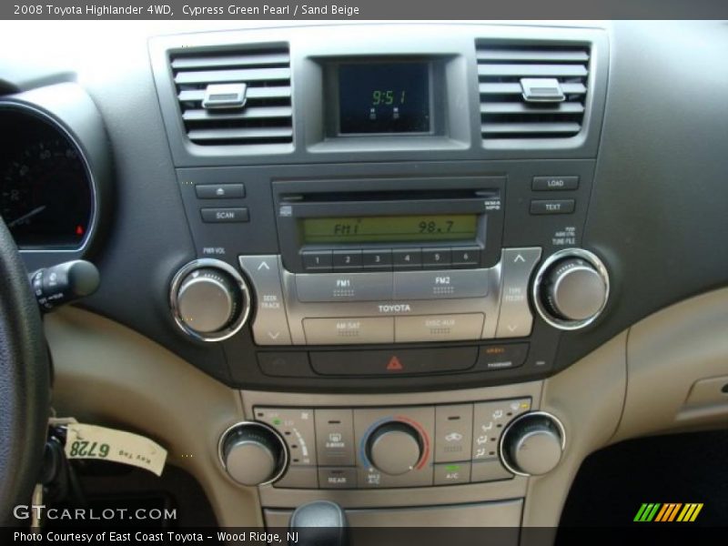 Cypress Green Pearl / Sand Beige 2008 Toyota Highlander 4WD