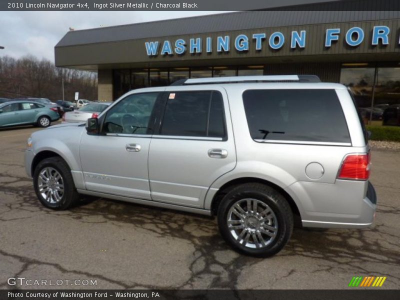 Ingot Silver Metallic / Charcoal Black 2010 Lincoln Navigator 4x4