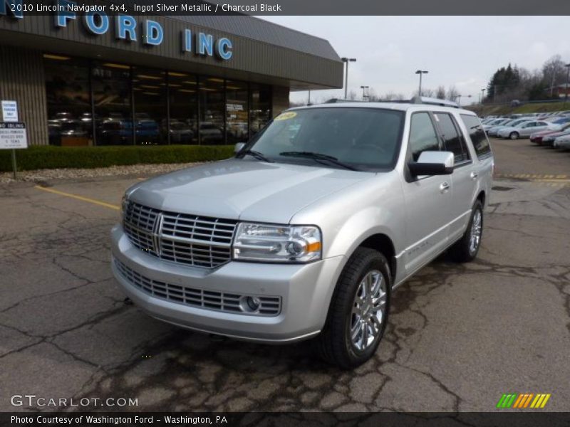 Ingot Silver Metallic / Charcoal Black 2010 Lincoln Navigator 4x4