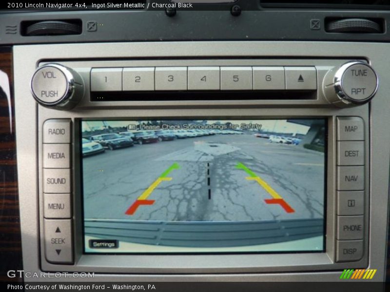 Ingot Silver Metallic / Charcoal Black 2010 Lincoln Navigator 4x4