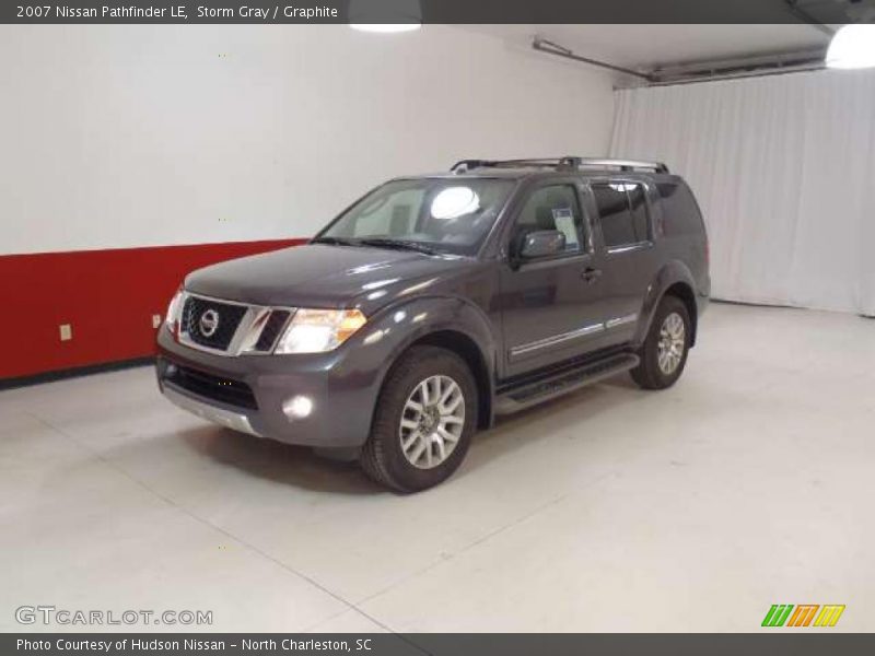 Storm Gray / Graphite 2007 Nissan Pathfinder LE