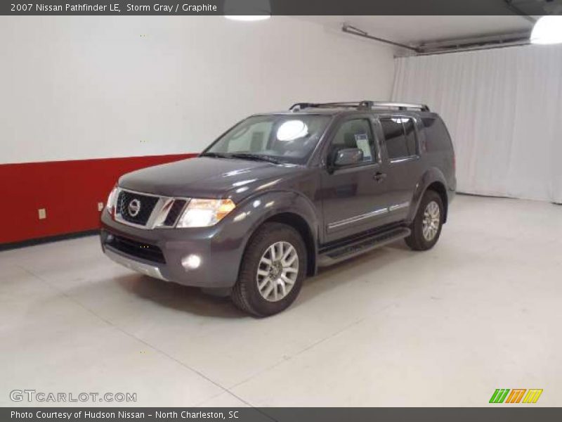 Storm Gray / Graphite 2007 Nissan Pathfinder LE