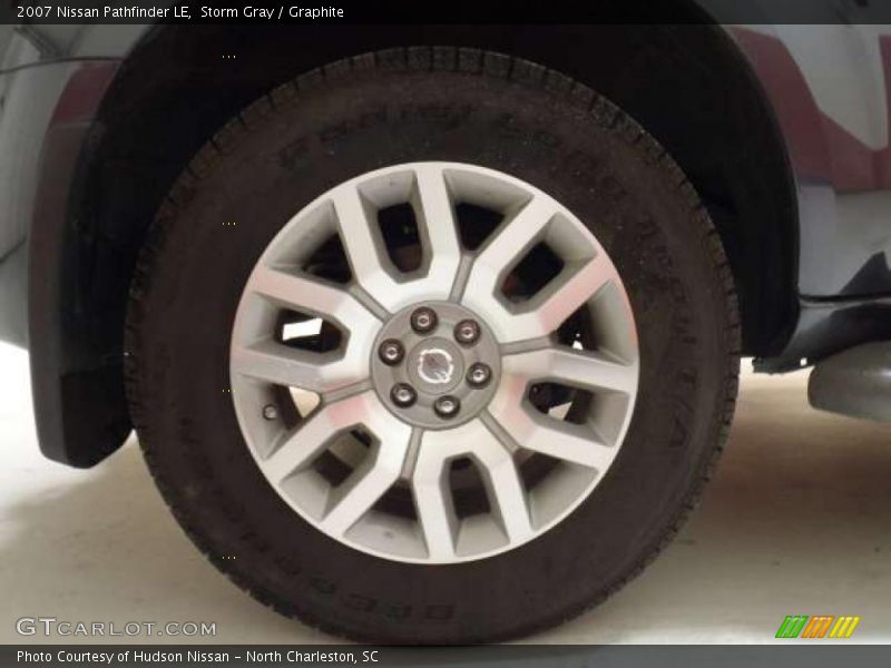 Storm Gray / Graphite 2007 Nissan Pathfinder LE