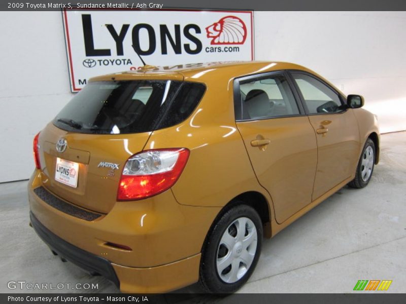 Sundance Metallic / Ash Gray 2009 Toyota Matrix S