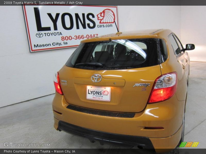 Sundance Metallic / Ash Gray 2009 Toyota Matrix S