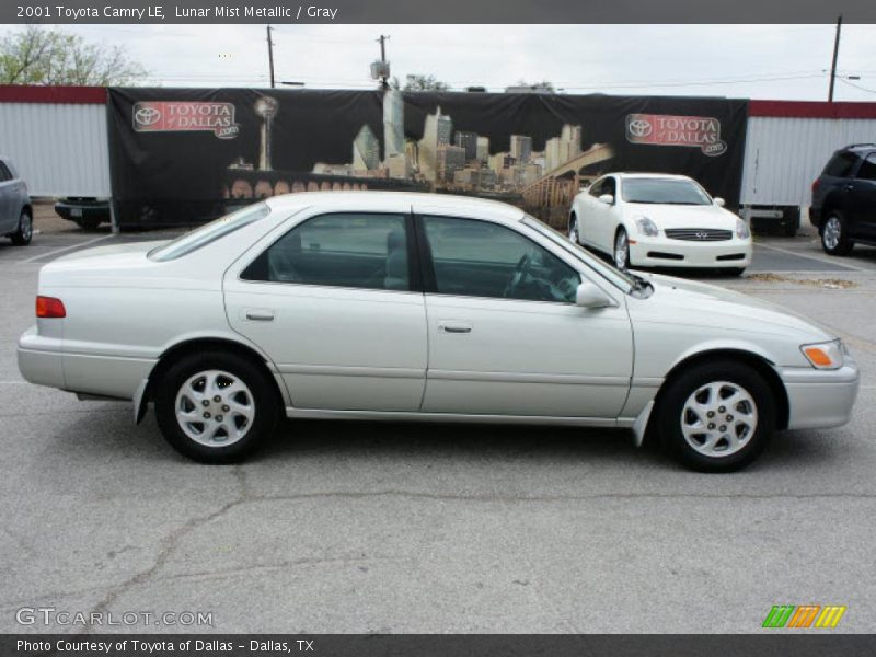 Lunar Mist Metallic / Gray 2001 Toyota Camry LE