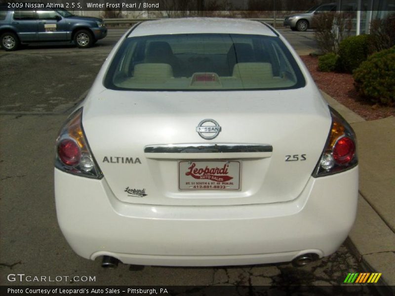 Winter Frost Pearl / Blond 2009 Nissan Altima 2.5 S