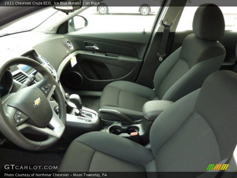  2011 Cruze ECO Jet Black Interior