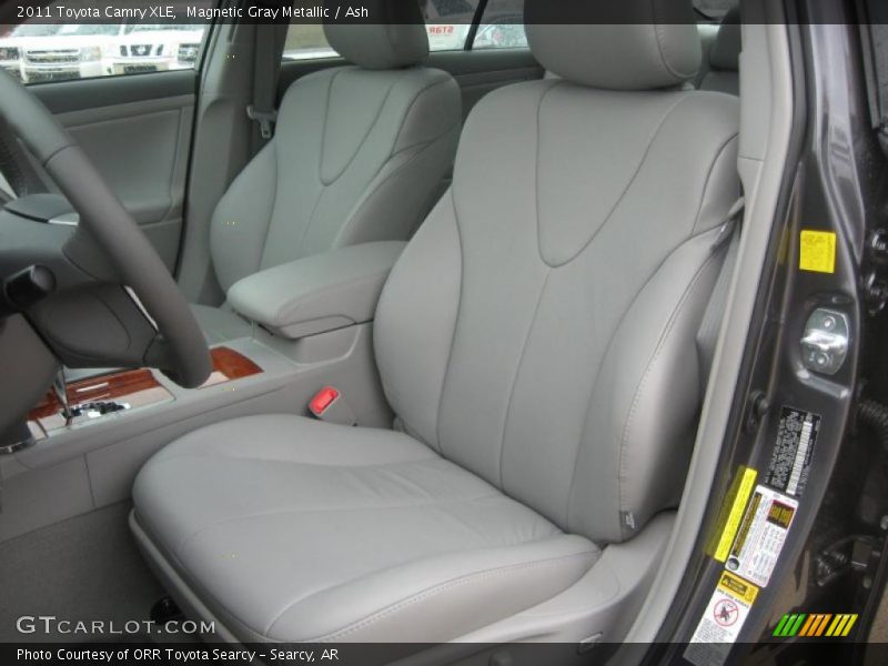 Magnetic Gray Metallic / Ash 2011 Toyota Camry XLE