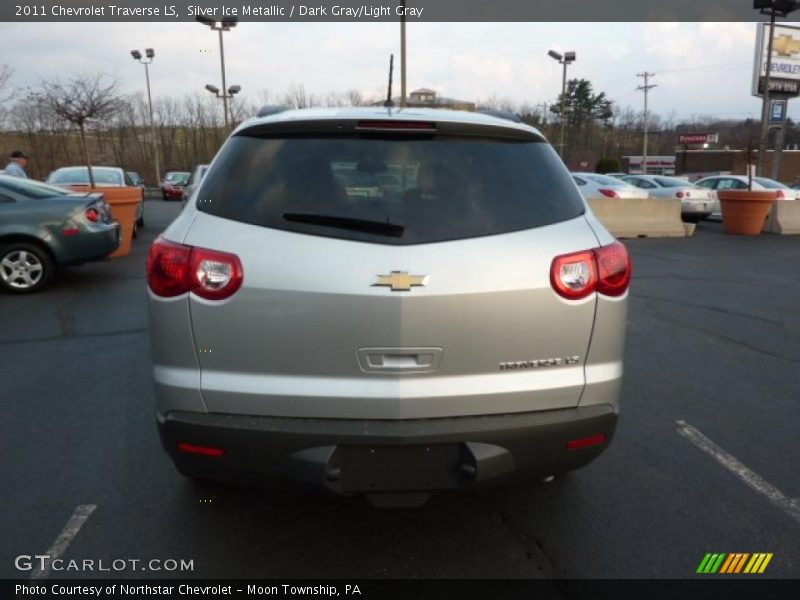 Silver Ice Metallic / Dark Gray/Light Gray 2011 Chevrolet Traverse LS