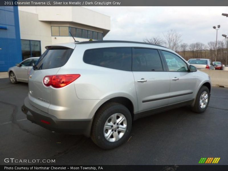 Silver Ice Metallic / Dark Gray/Light Gray 2011 Chevrolet Traverse LS