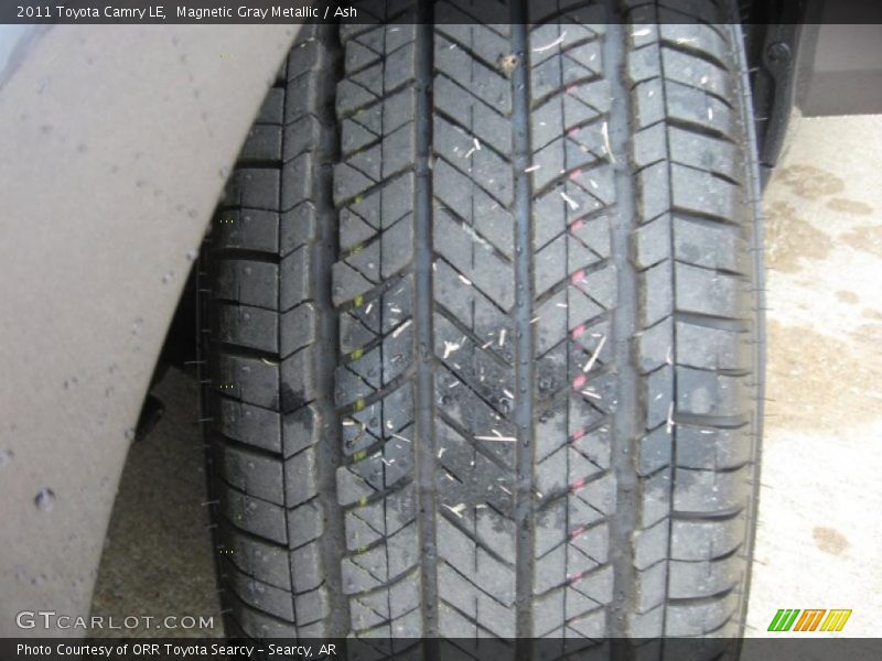 Magnetic Gray Metallic / Ash 2011 Toyota Camry LE