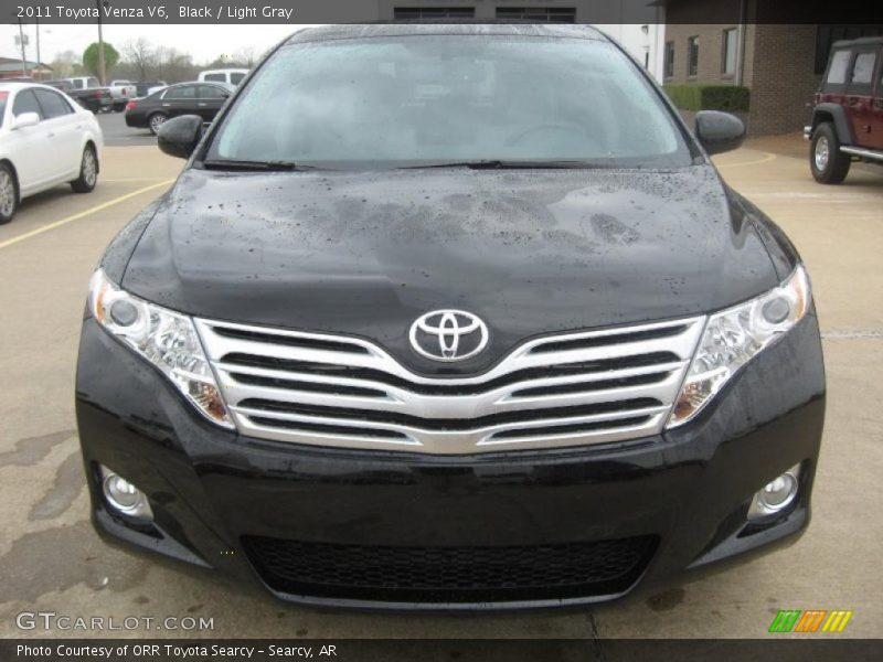 Black / Light Gray 2011 Toyota Venza V6