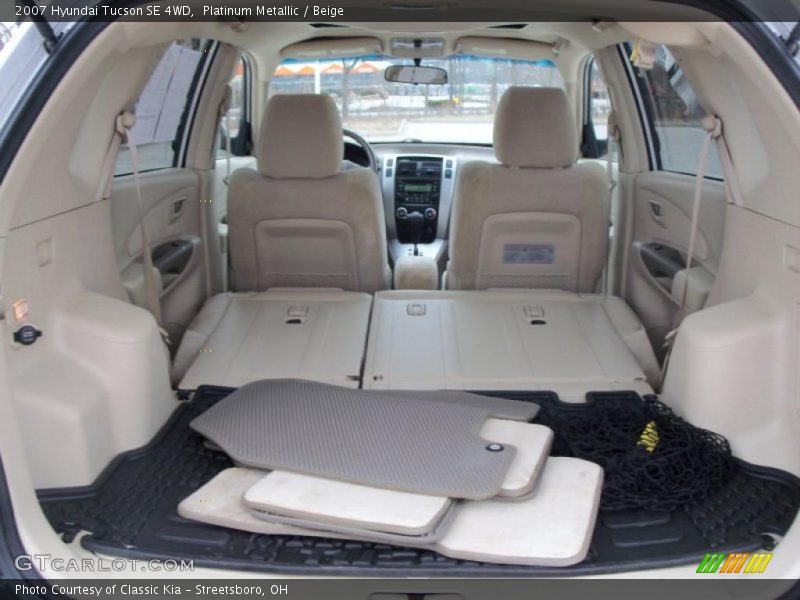Platinum Metallic / Beige 2007 Hyundai Tucson SE 4WD